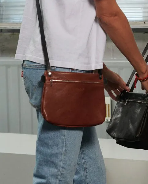 Harolds Harolds Harold's NA10 Nabuku shoulderbag small, Cognac, – Produktbild 2 von 2