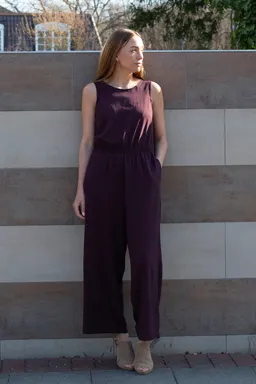 Lovjoi LOVJOI Damen vegan Jumpsuit Staine Rote-Bete-Lila – Produktbild 1 von 1