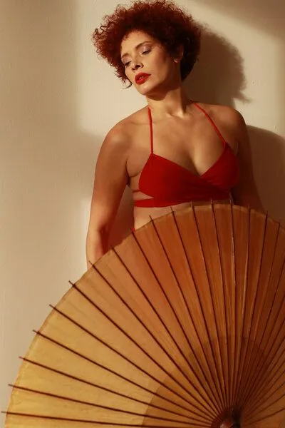 Anekdot Anekdot Bikini Top Versatile Geranium – Produktbild 3 von 4