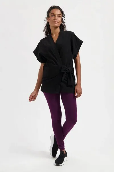 Urban Goddess Urban Goddess Yumea Yoga Top, Onyx black (schwarz), – Produktbild 4 von 4