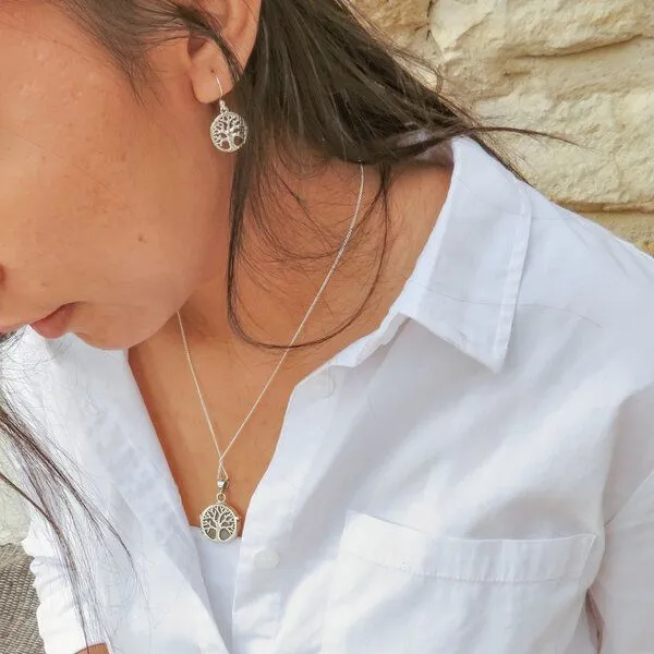 pakilia pakilia Silber Lebensbaum-Kette Baum des Lebens Fair-Trade und handmade – Produktbild 4 von 4