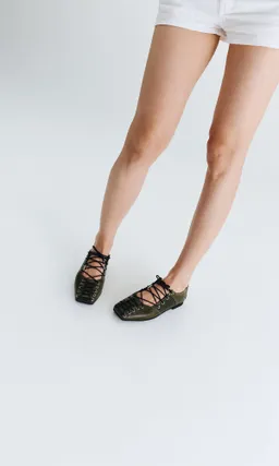 Prev Prev Damen vegan Ballerinas Mae Olea Oliv – Produktbild 1 von 1