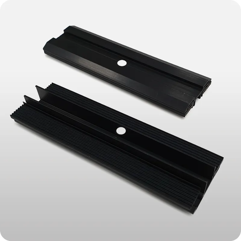 SOLITEK SoliTek Mittelklemme Klick 6,8 EPDM L-150 Schwarz für Solitek - Preis inkl. MwSt. gem. § 12 Abs. 3 UStG – Produktbild 2 von 6