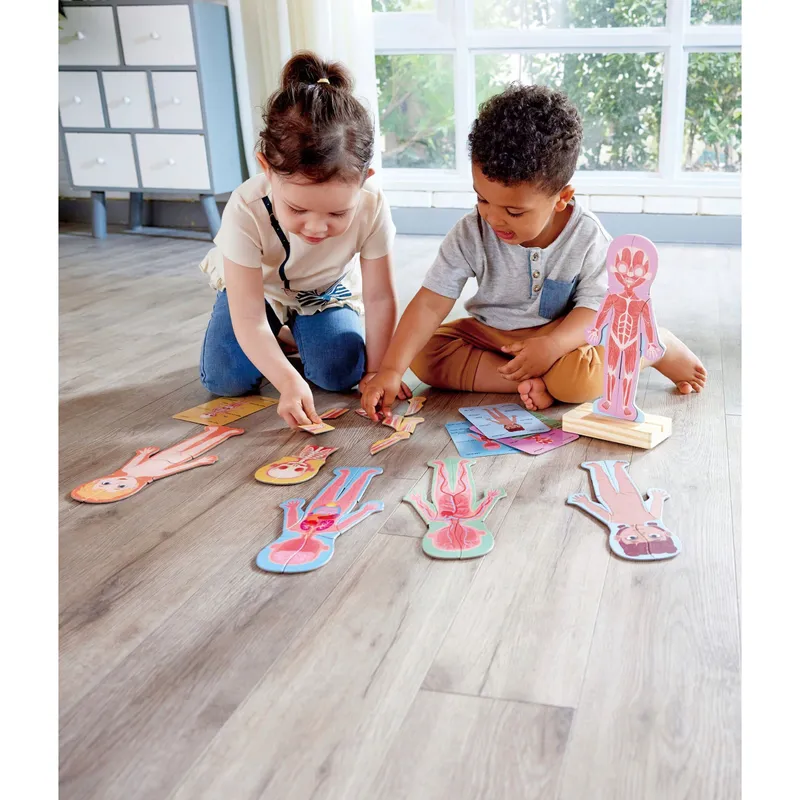 Hape Hape Magnetisches Puzzle - Menschlicher Körper, Mehrfarbig, – Produktbild 3 von 3
