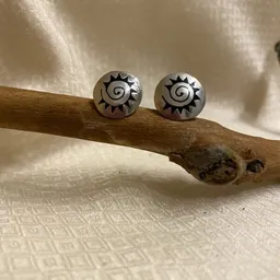 pakilia pakilia Silber Ohrringe Azteken Sonne Fair-Trade und handmade – Produktbild 1 von 1
