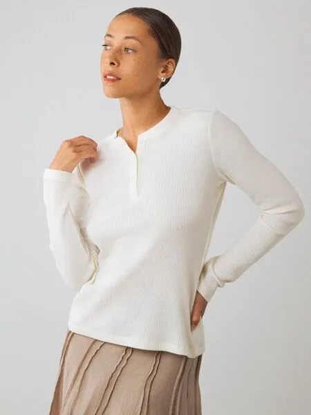 Honest Basics Honest Basics Damen Henley Langarmshirt aus Bio- und recycelter Baumwolle, Swan, – Produktbild 1 von 4