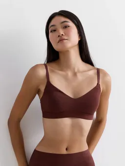 erlich textil erlich textil Casual Cotton Bralette mit herausnehmbaren Pads aus Bio-Baumwolle, made in Europe – Produktbild 1 von 1