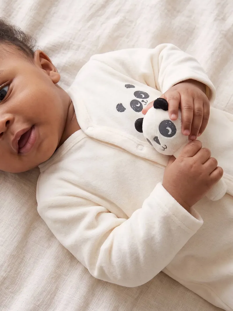 Vertbaudet Baby-Set PANDA Strampler und Rassel aus Samt, Wollweiß, – Produktbild 3 von 4