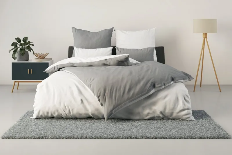 OTTO home Wendebettwäsche Desner2 100% Microfaser, extra weich, allergikerfreundlich, Microfaser, 2 teilig, Premium Qualität, uni, schnell trocknend, pflegeleicht, ab 135x200 cm, Grau|silberfarben, – Produktbild 7 von 8