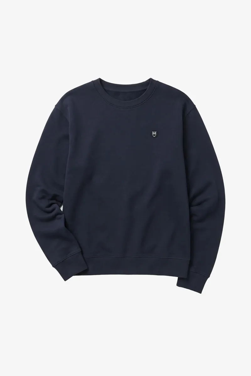 KnowledgeCotton Apparel KnowledgeCotton Apparel Herren vegan Sweatshirt Mit Aufnäher Rundhalsausschnitt, „total Eclipse “, Blau, Blau, – Produktbild 1 von 1