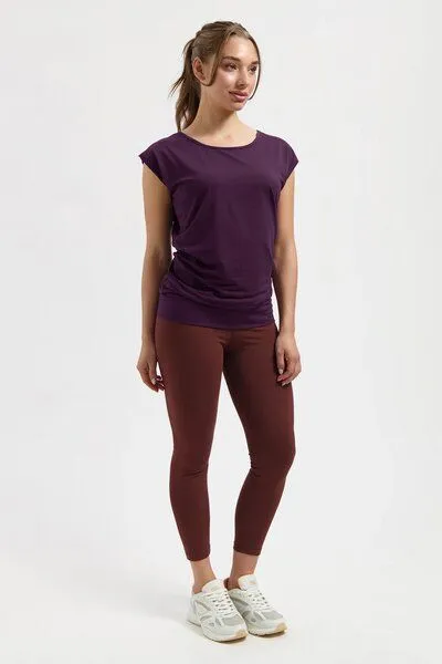 Urban Goddess Urban Goddess Lockeres Asana-Yoga-Shirt, Bloom (aubergine), – Produktbild 4 von 4