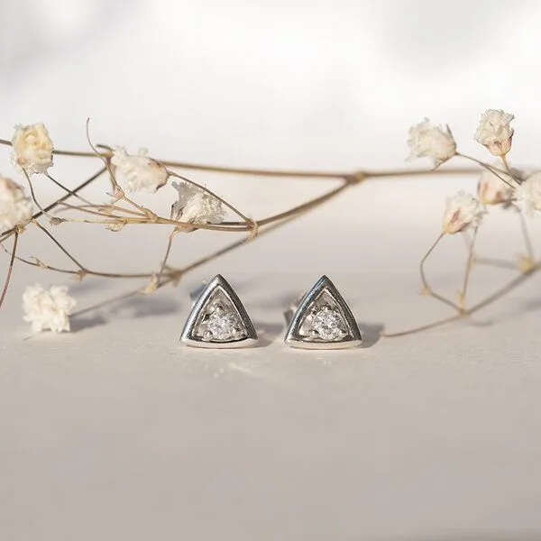 Eppi Eppi Dreieckige Ohrstecker 2in1 mit Lab Grown Diamanten Macie, Gelb, – Produktbild 1 von 3