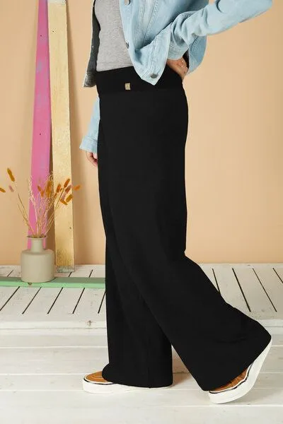 La Gitana La Gitana Lässige Hose „Enja“ aus Bio French Terry, Passform: bequem in weitem Marlene Stil, Schwarz, – Produktbild 3 von 4