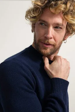 Rifò - Circular Fashion Made in Italy Rifò - Circular Fashion Made in Italy Herrenpullover Ferruccio aus recycelter Wolle – Produktbild 1 von 1