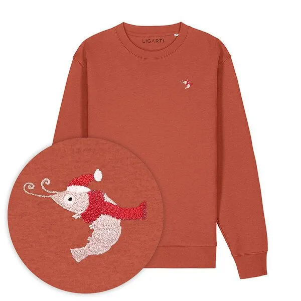 LIGARTI Bestickter Pullover – Jean-Luc die Weihnachtsgarnele – LIGARTI Tiermanufaktur, Terracotta, – Produktbild 1 von 3