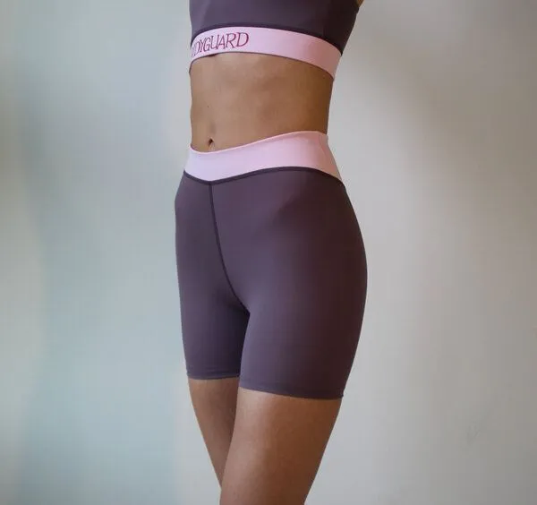 Bodyguard Bodyguard Shorts Oban aus recyceltem Polyamid, Purple-gray/rosa, – Produktbild 4 von 4
