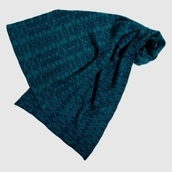 LANARTO slow fashion LANARTO slow fashion Schal Muster 'Fusion' zweifarbig gestrickt aus mulesingfreier Merinowolle, Blau, – Produktbild 1 von 3