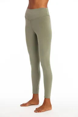 RAVENS VIEW IBIZA RAVENS VIEW IBIZA Damen vegan Yoga Legging Plus Khaki Grün – Produktbild 1 von 1