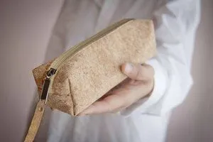 BY COPALA BY COPALA Federmappe Etui aus Kork, Vegan Pencil bag, Kork Tasche – Produktbild 3 von 3