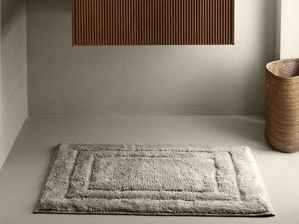 Yumeko Badematte Deluxe 60x100 cm Yumeko aus Bio-Baumwolle, Warm taupe, – Produktbild 1 von 4