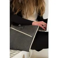 Smateria Smateria Laptophülle 15" Sothy, Anthrazit/beige (mehrfarbig), – Produktbild 1 von 1