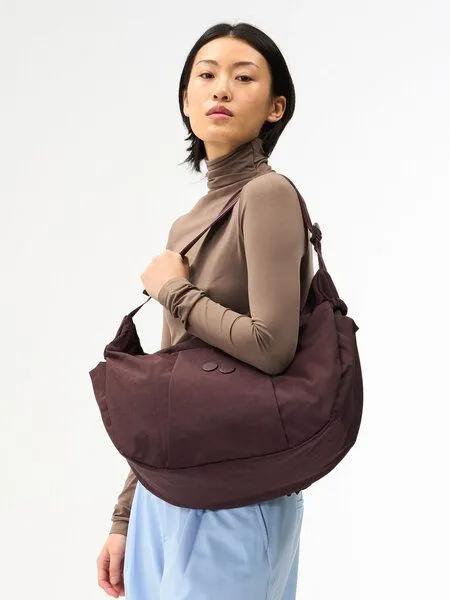 PINQPONQ PINQPONQ Crossbody Bag Krumm Large, Crinkle mahagoni (rot), – Produktbild 2 von 8