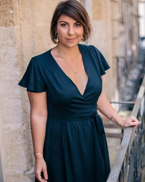 Aatise Aatise Langes Abendkleid im Wickeleffekt Zermonie 100% EcoVero, Blau, – Produktbild 1 von 3