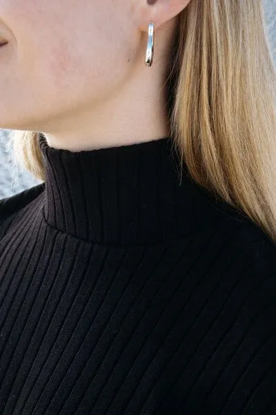 SALZWASSER SOFO – Rib Longsleeve (Damen) aus Bio-Baumwolle (GOTS) von SALZWASSER, Schwarz, – Produktbild 3 von 4