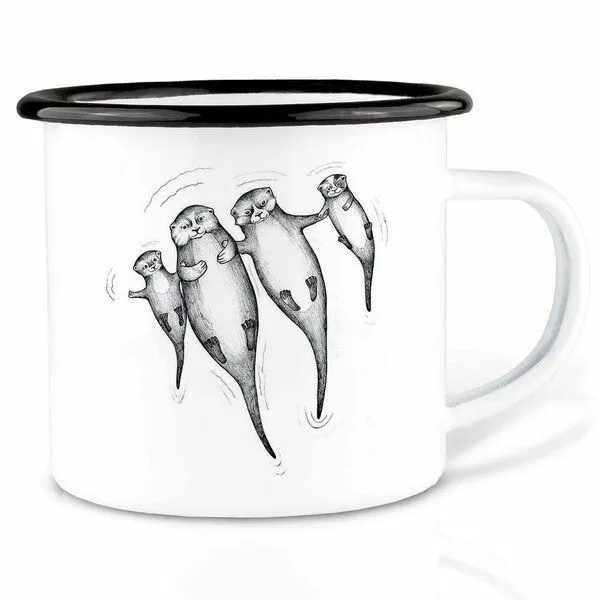 LIGARTI Emailletasse »Die Otters« von LIGARTI | 300 oder 500 ml | handveredelt in Deutschland | Cup, Kaffeetasse, Emaillebecher, Camping Becher – Produktbild 1 von 1