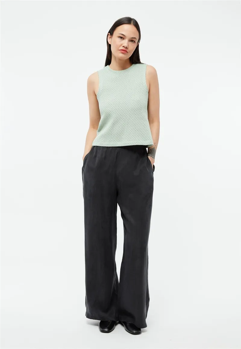 Givn Berlin Givn Berlin Hose GBMARLA relaxed aus TENCEL mit Peach-Effekt, Black, – Produktbild 1 von 4