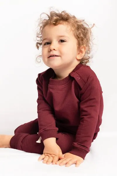M23 M23 Kinder Jogginghose aus Biobaumwolle, Modell "Luke", Bordeauxrot, – Produktbild 2 von 4