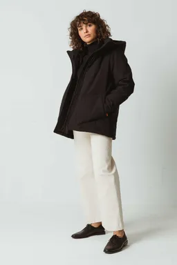 SKFK SKFK Damen vegan Jacke Elaia Gesteppt Schwarz – Produktbild 1 von 1