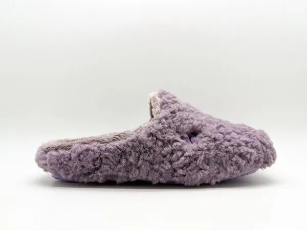 thies Hausschuh "thies ® Rec Fluffy Slipper" aus rec. PES, Plum, – Produktbild 2 von 4