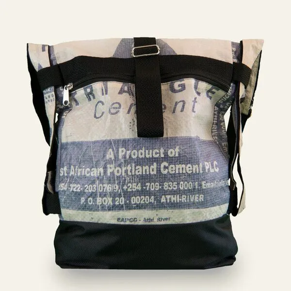 Nyuzi Blackwhite Nyuzi Blackwhite Upcycling 2 in1 Tasche S - Umhängetasche | Rucksack | Rollrucksack, Blau, – Produktbild 1 von 4