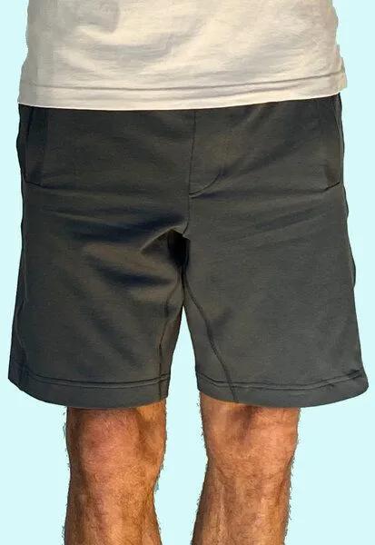 M23 M23 Herren Shorts aus Bio-Baumwolle, Modell "Zane", Olive, – Produktbild 2 von 4