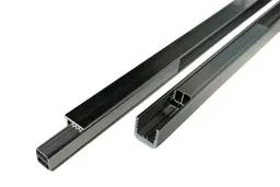 woodstore24 Universal U-Profil für WPC Zäune, silber, geeignet für Füllelemente bis 20 mm  27 x 27 mm, Schienenlänge: 200 cm mit 20 cm Abstandshalter – Produktbild 1 von 1
