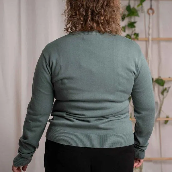 Vresh Clothing Vresh Clothing Vrenja, Klassischer Strickpullover aus Biobaumwolle, Gün, – Produktbild 3 von 4