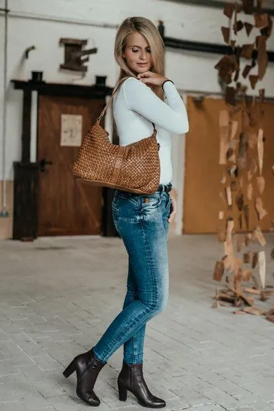 manbefair manbefair Schultertasche Cécile, Beige, – Produktbild 2 von 4