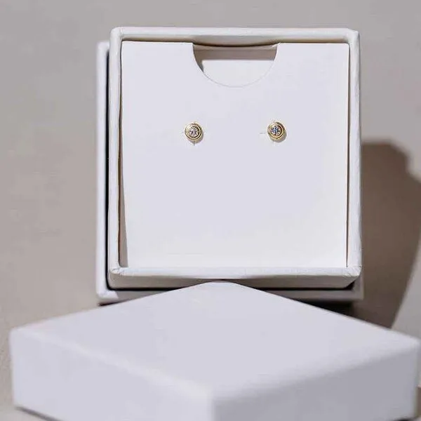 Maren Jewellery Maren Jewellery Drops of Memories Ohrring 18 Karat Gold & im Labor Diamanten – Produktbild 4 von 4