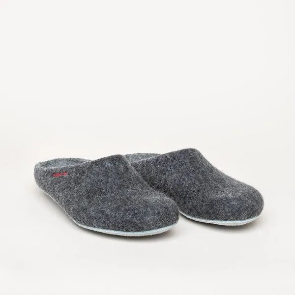 Magicfelt Magicfelt Filz-Hausschuh AP 701 aus 100% Merino-Wolle Pantoffeln für Damen & Herren mit Ledersohle, Anthrazit, – Produktbild 1 von 4