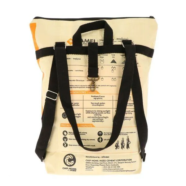 MoreThanHip MoreThanHip Rolltop Rucksack aus recycelten Zement- oder Fischfuttersäcken - Tantor, Orange - kamel, – Produktbild 3 von 4