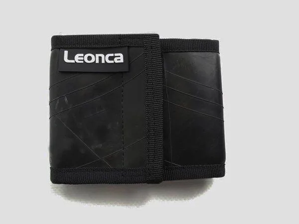 Leonca Leonca Portemonnaie aus Traktorschlauch & LKW-Plane – Produktbild 2 von 3