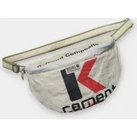 REFISHED fair fashion REFISHED fair fashion BUM BAG XL spezieller Gurt | Upcycelte Bauchtasche, #cement beige-schwarz-rot, – Produktbild 1 von 1