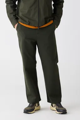 KnowledgeCotton Apparel KnowledgeCotton Apparel Herren vegan Chino-Hose Flint Wide Forrest Night Green – Produktbild 1 von 1