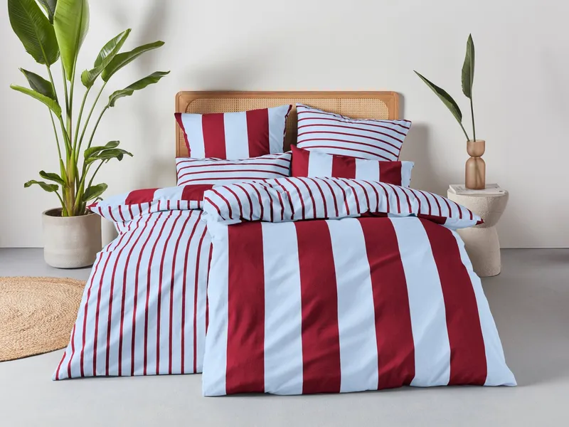 OTTO home Wendebettwäsche Sari Trend ab Gr. 135x200 cm, Bettwäsche-Set in modernen Farben, Linon, 3 teilig, Bettwäsche aus 100% Baumwolle mit Streifen, trendig, Blau|rot, – Produktbild 1 von 4
