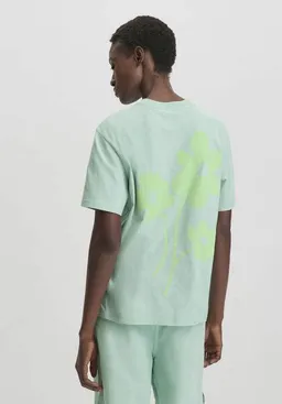 hessnatur hessnatur Print T-Shirt Oversize aus reiner Bio-Baumwolle – Produktbild 1 von 1