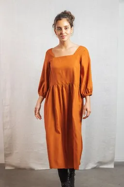 Jyoti - Fair Works Jyoti - Fair Works Ecovero Kleid Rachana – Produktbild 1 von 1