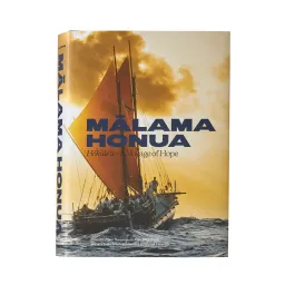 Patagonia Buch Patagonia MALAMA HONUA: HOKULE'A'S VOYAGE OF HOPE – Produktbild 1 von 1