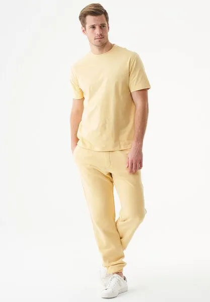 ORGANICATION ORGANICATION ESSENTIALS-PARS- Soft Touch Sweathose aus Bio-Baumwolle, Soft yellow, – Produktbild 2 von 4