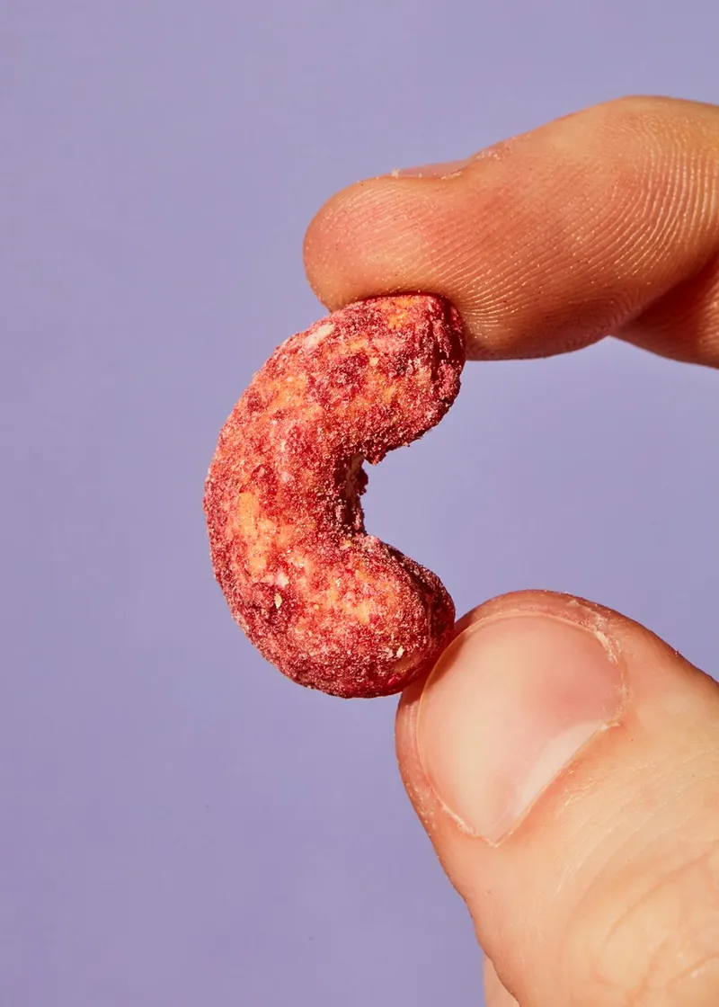 KoRo Cashewkerne mit Himbeerpulver 500 g – Produktbild 5 von 5